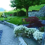 Eisenring In Idyllischer Umgebung *